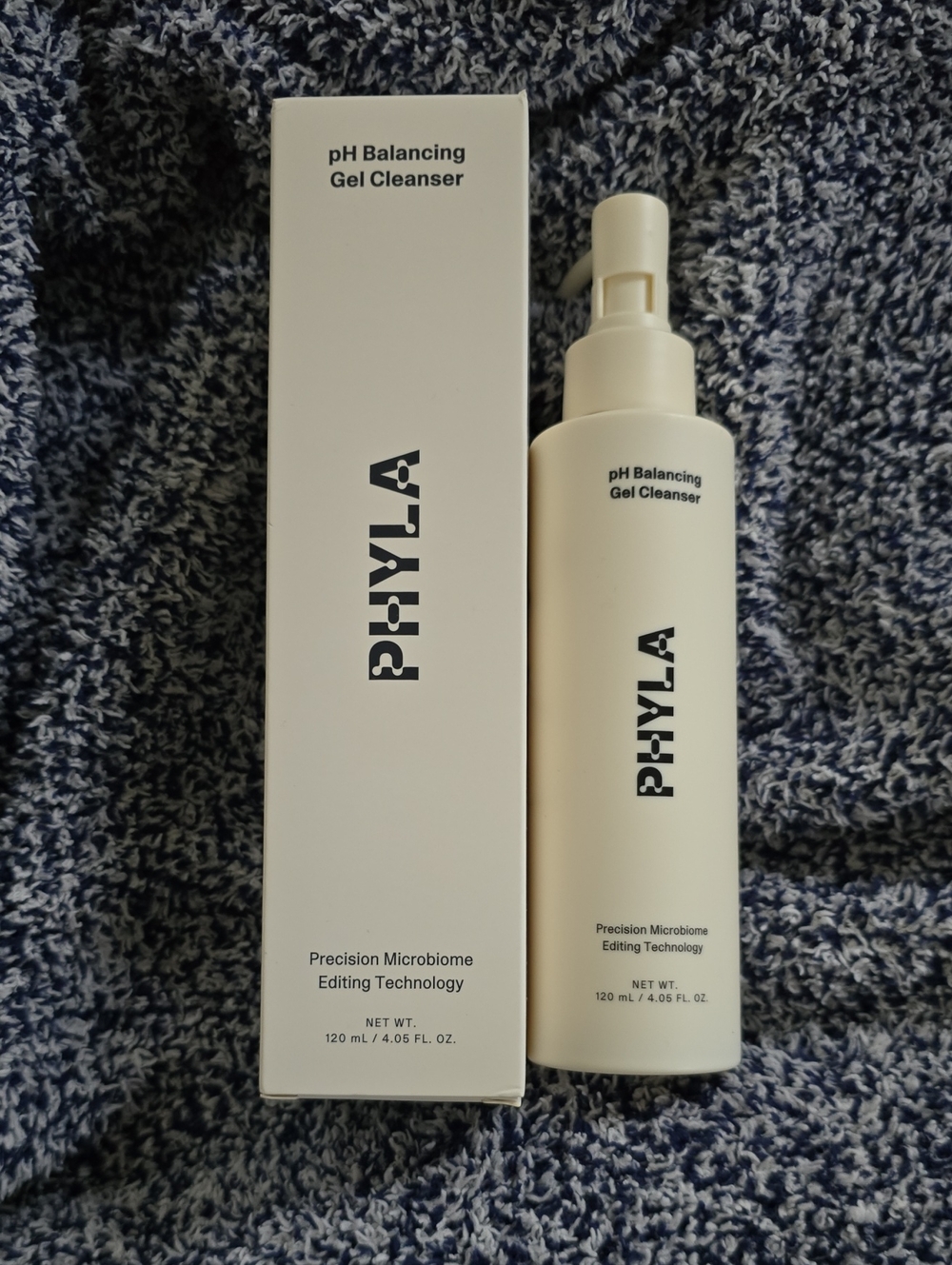 PHyla pH Balancing Gel Cleanser